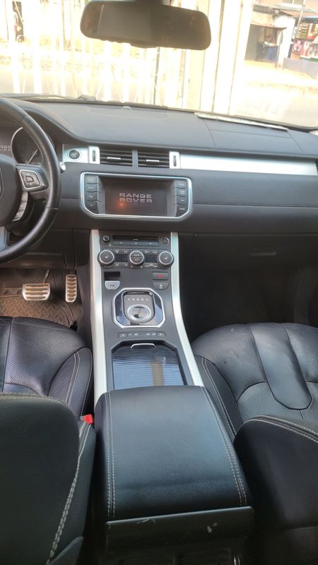 Thumbnail 6 of 2012 Land Rover Range Rover evogue